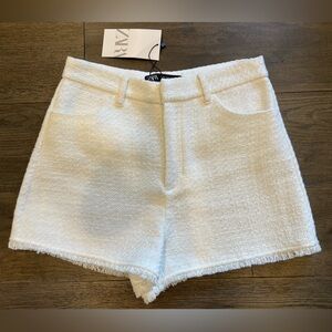 ZARA White tweed-like, raw edge, high waisted shorts. Size M